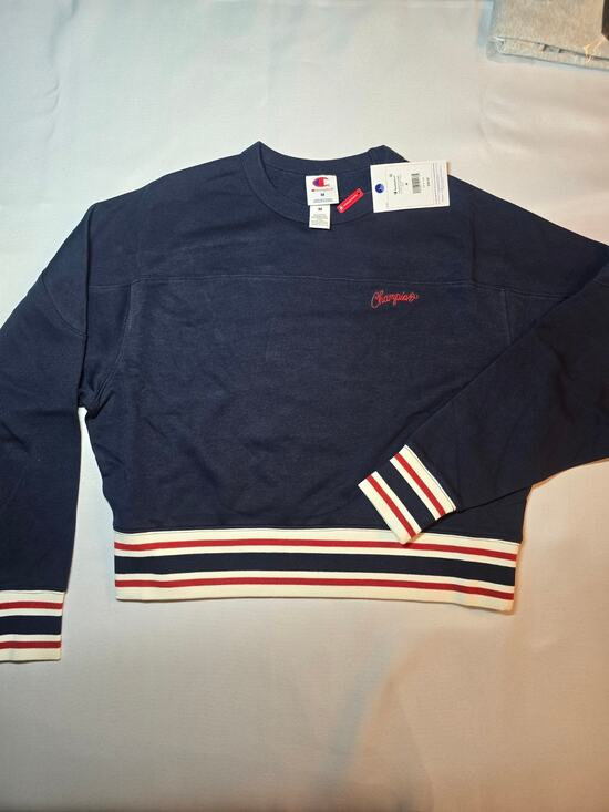 Champion Tops - Champion Cropped Crewneck Sweatshirt Embroidered Script Logo